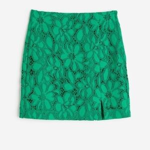 Size 6 green lace, mini skirt lined bright green high waisted skirt